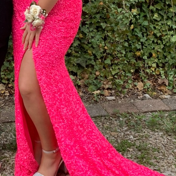 prom dress - Picture 4 of 6